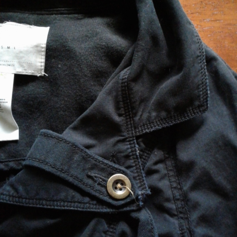 ***SOLD***  Urban outfitters  (vintage) lightweight blazer - Picture 3 of 7
